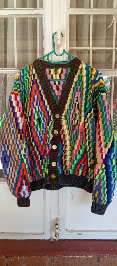 Thamie unisex cardigan