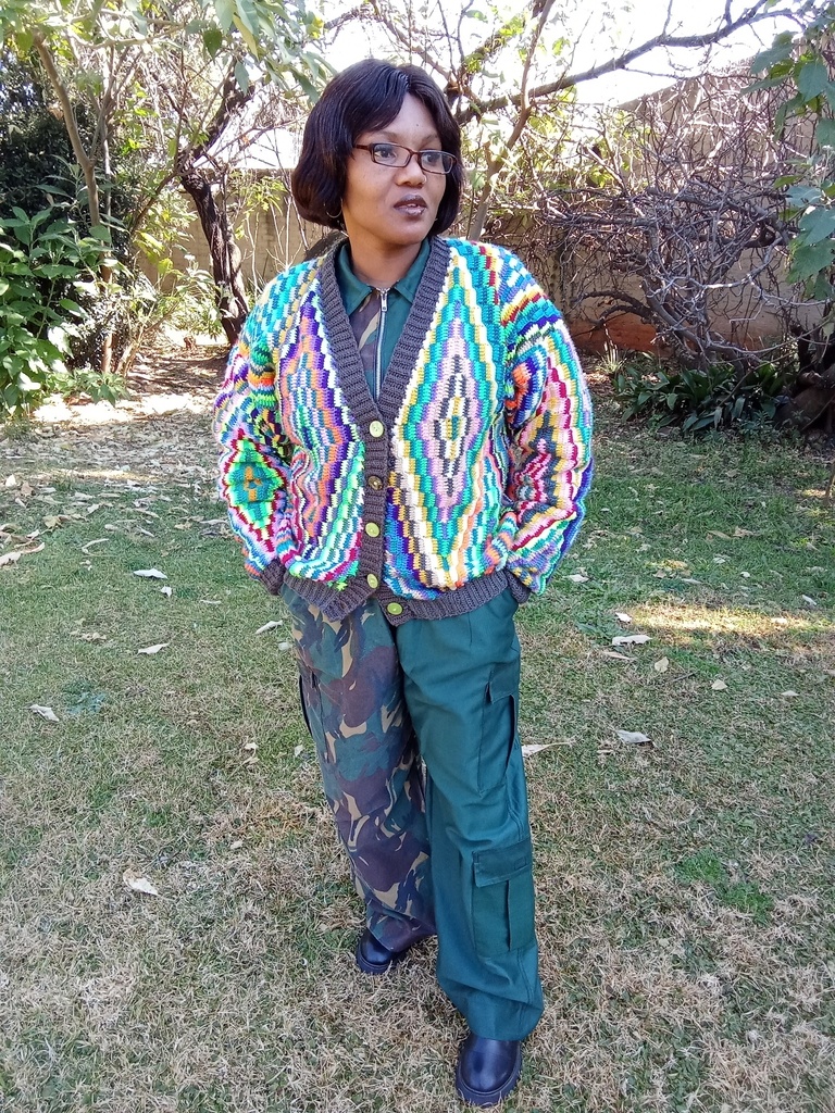 Thamie unisex cardigan